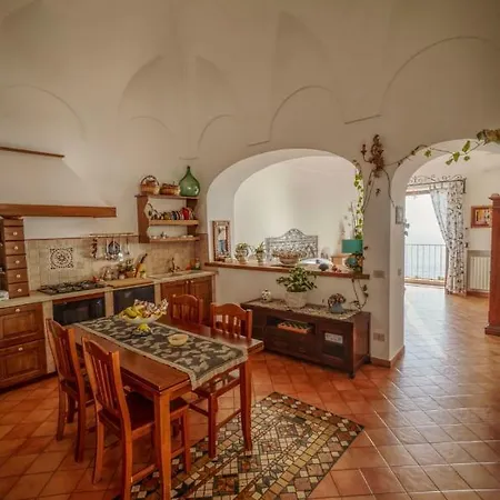 La Dimora Degli Dei Hébergement de vacances Praiano